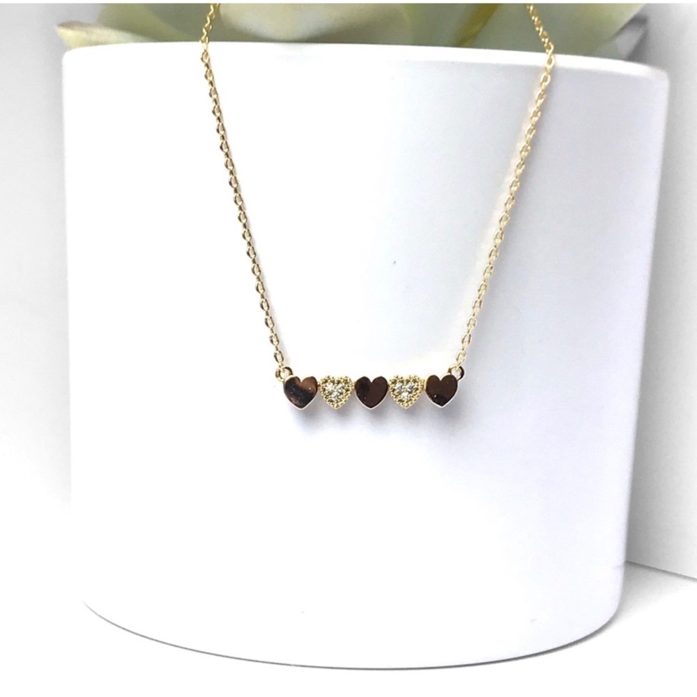 1 LEFT! Gold Tone Mini Inline Hearts Dainty Beautiful Heart Necklace - Picture 2 of 4
